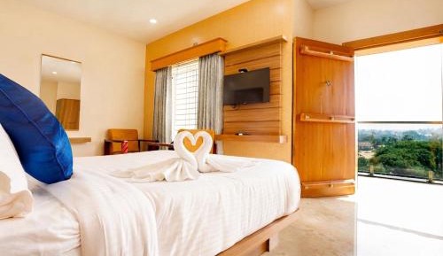 Deluxe Double Room with Balcony