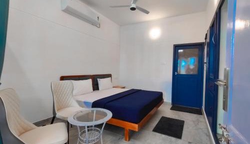 Deluxe Double Room with Balcony and Sea View