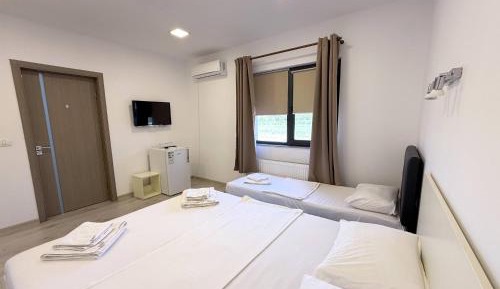 Triple Room with Bathroom