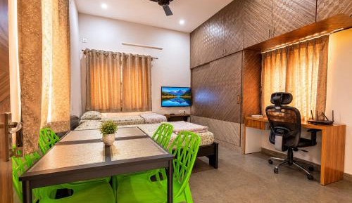 Triple Room with Private Bathroom