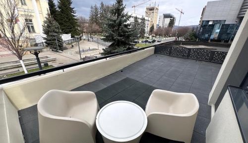 Apartment with Terrace