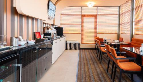 Premium Deluxe Executive Suite with Belle View