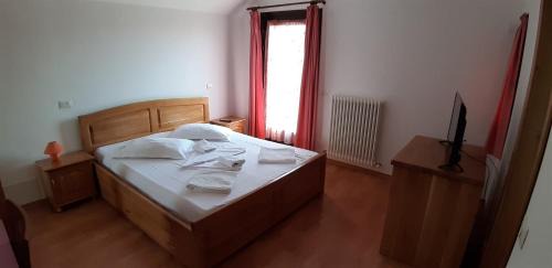 King Room with Balcony
