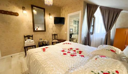 Small Double Room