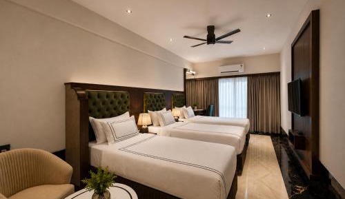 Triple Room with Balcony