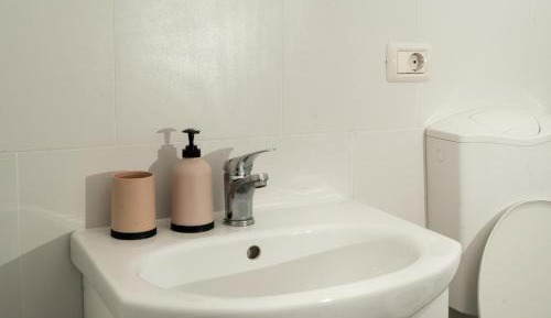 Studio Apartment with Balcony