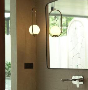 Suite with Spa Bath