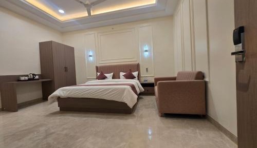 Standard King Room
