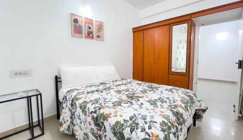 One-Bedroom Premier Apartment