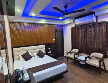 Large Double Room
