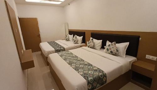 Deluxe Family Suite