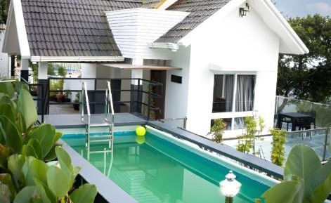 Villa with Private Pool