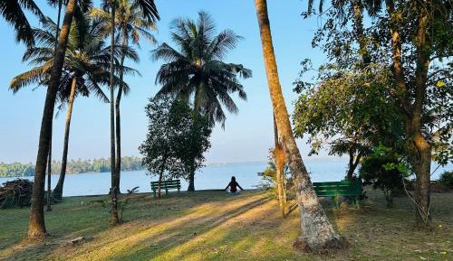 Bungalow - Water Front 