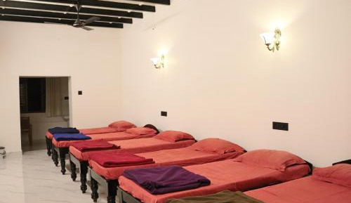8-Bed Mixed Dormitory Room