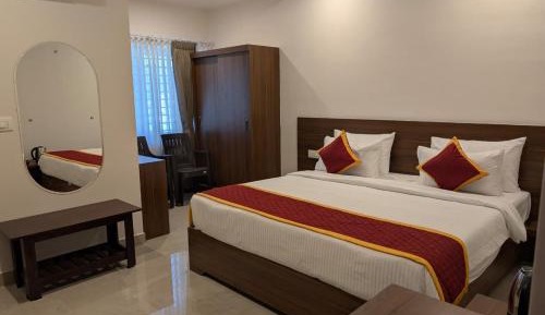 Deluxe King Suite
