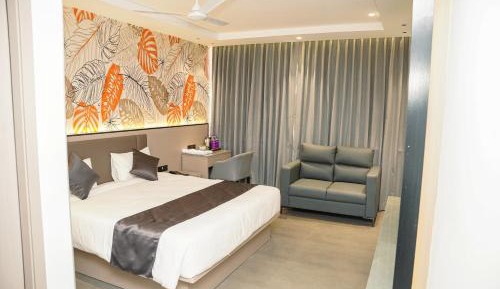 Deluxe King Room