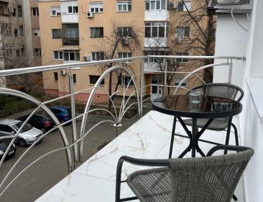 Superior One-Bedroom Apartment