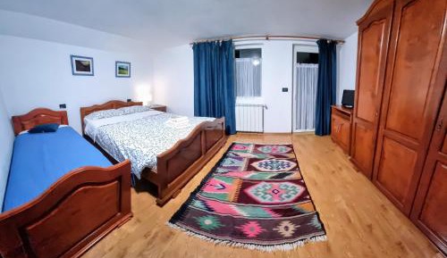 Comfort Triple Room