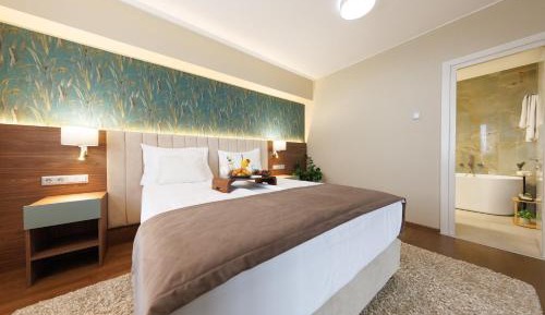 Suite with Balcony