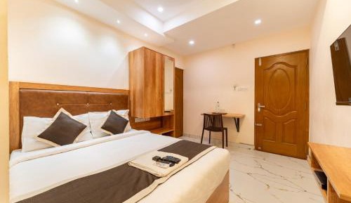 Deluxe Double Room with Balcony