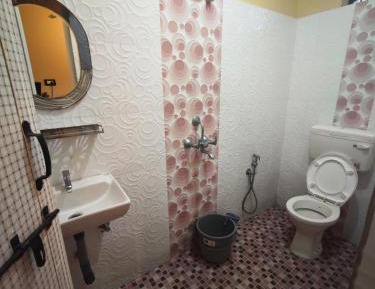 Double Room with Balcony (2 Adults + 1 Child)
