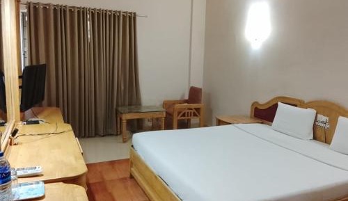 Large Double Room