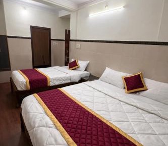 Comfort Triple Room with Shower