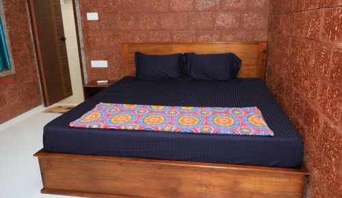 Deluxe Double Room with Balcony and Sea View
