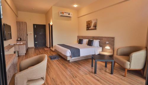 Junior Suite with Balcony