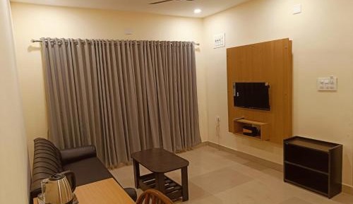 One-Bedroom Apartment with Balcony