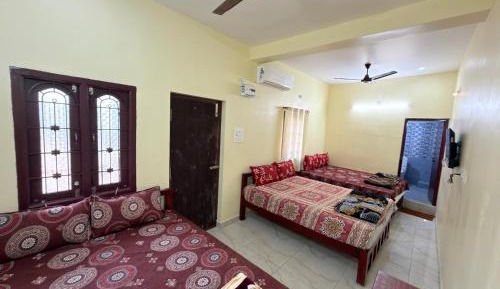 Deluxe Queen Room with Two Queen Beds