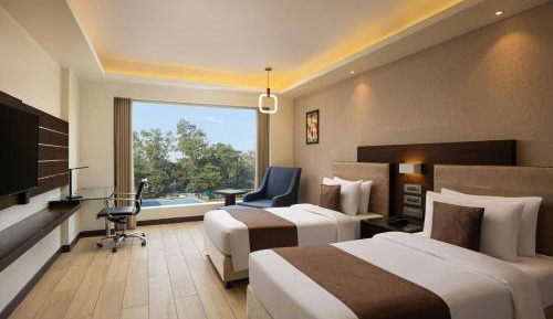 Winter Green Twin Room with City View