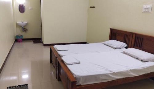 Deluxe Double Room with Extra Bed