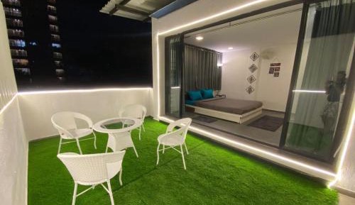 Double Room with Pool View