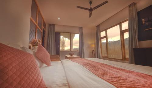 Suite with River View