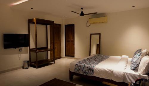 Large Double Room