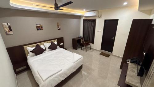 Deluxe Double Room with Bath
