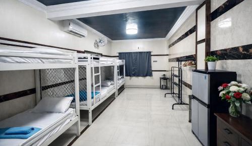 Mixed Dormitory Room