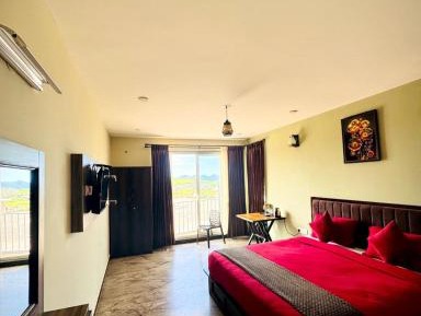 King Room with Balcony