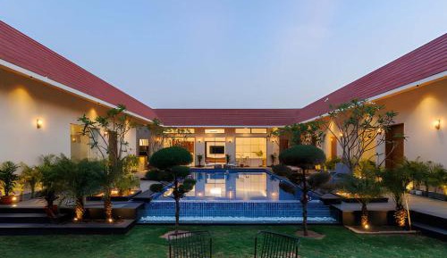 Villa with Private Pool