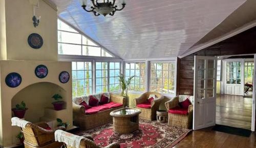 King Room with Mountain View