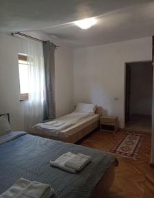 Comfort Triple Room with Shower