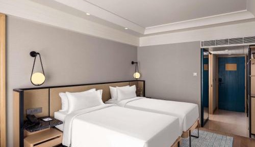 Superior Room Twin Bed - 25% Off on Food & Soft Beverages at Mercato