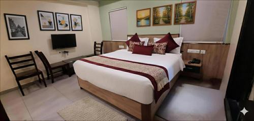 Double Room with Mountain View