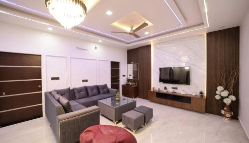 Four-Bedroom Deluxe Apartment