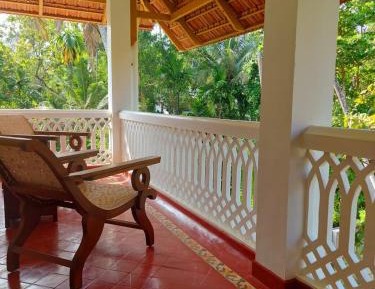 Twin Room with Balcony