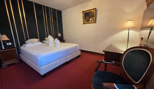 Suite with Balcony