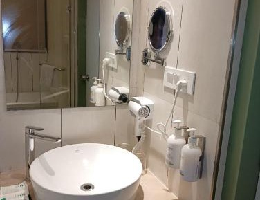 Deluxe Double Room with Bath