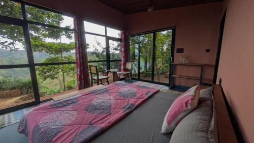 King Room with Mountain View