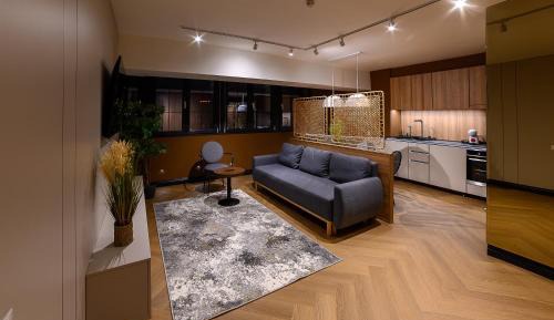 One-Bedroom Deluxe Apartment
